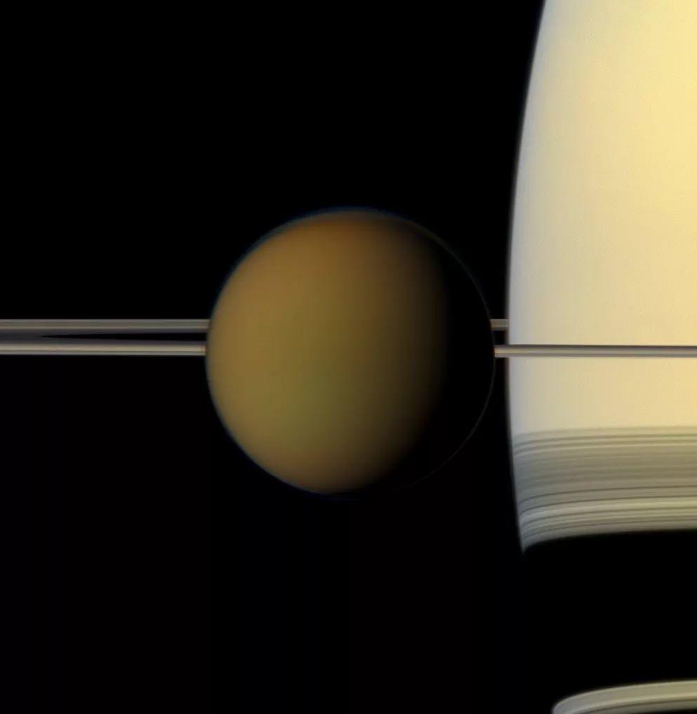 关于土星卫星的十大未解之谜
