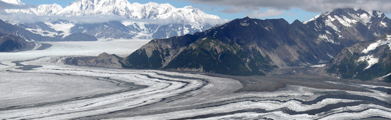 冰川在运动:卫星拍摄到了冰川数十年的变化