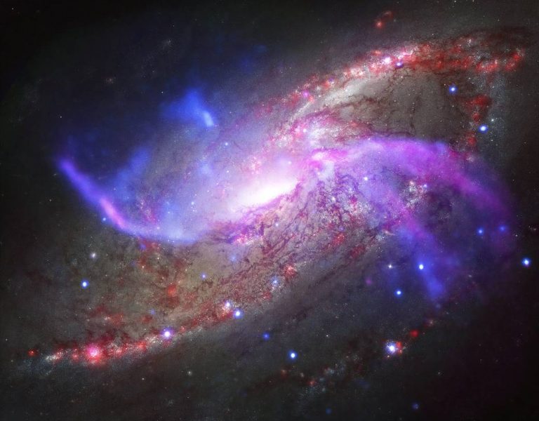 距离2300万光年的银河烟火