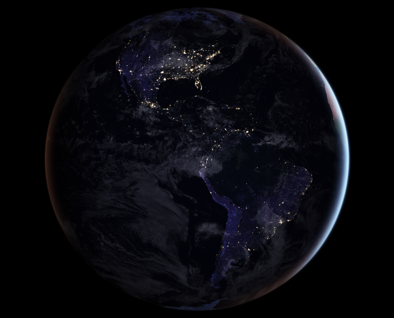 黑色大理石:我们的星球在璀璨的黑暗中