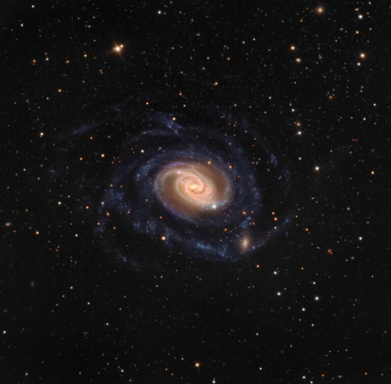 NGC 289：南天的涡漩
