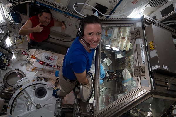 NASA SpaceX Crew-2在空间站的科学之旅