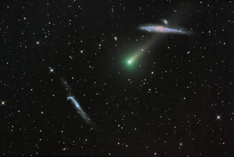 李奥纳多彗星与鲸鱼星系