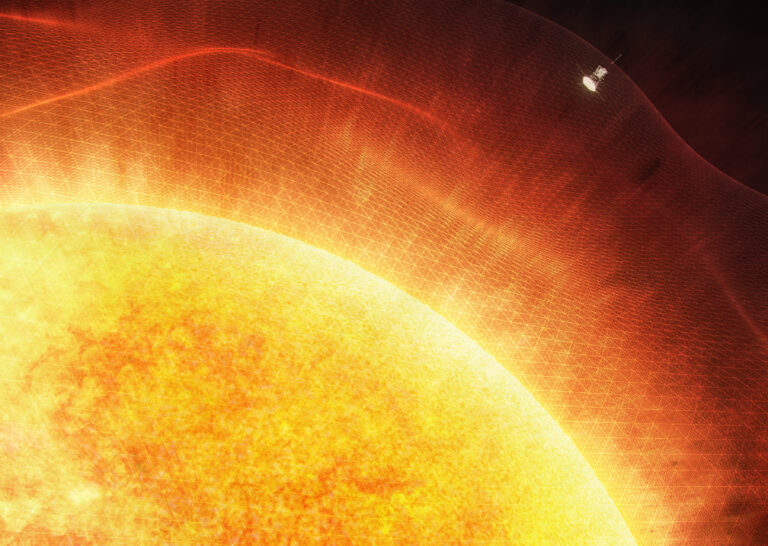NASA首次进入太阳大气层，带来新发现