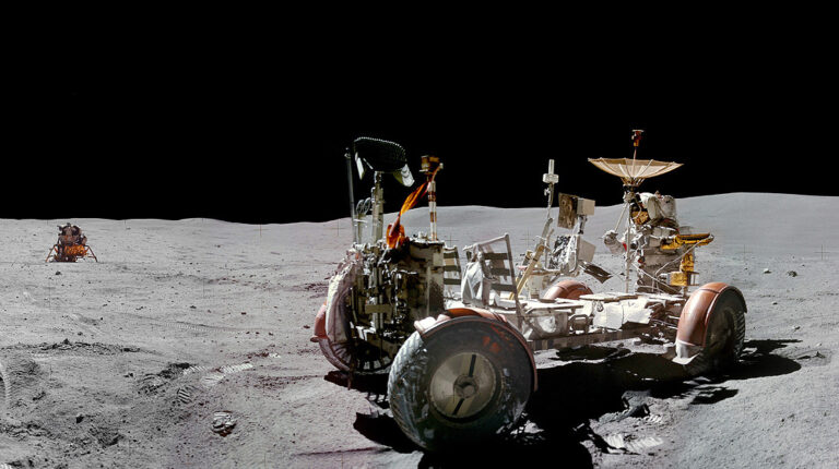 阿波罗16号的月面全景图